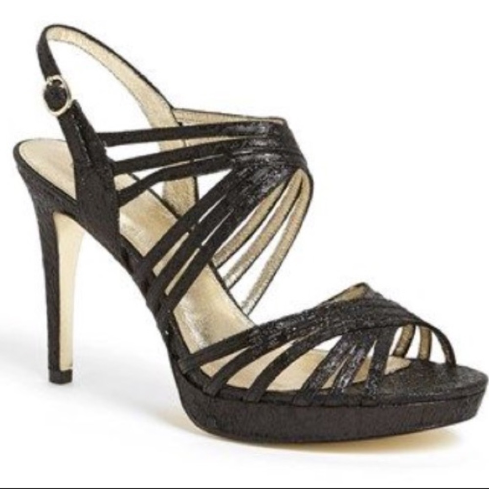 Adrianna Papell "Aiden" Black Platform Pump Heels